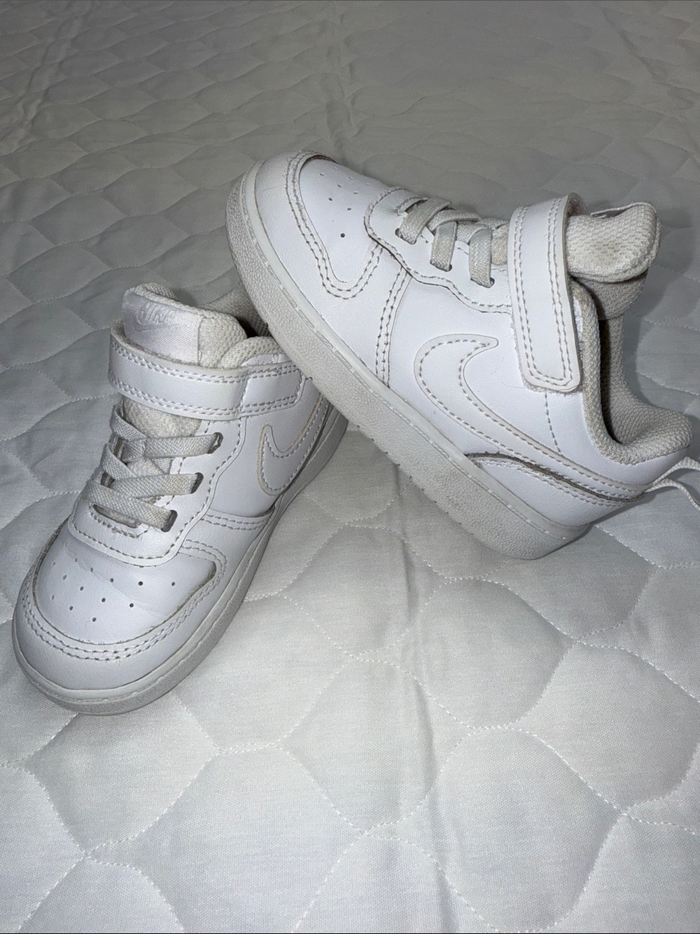 Nike Kids White Hook-and-Loop Low-Top Sneakers